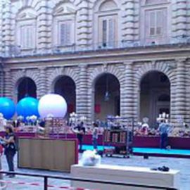 Firenze: l’addio al celibato invade Palazzo Pitti.