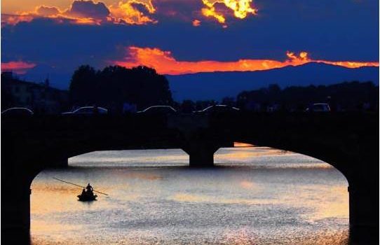 Sull’Arno al tramonto.