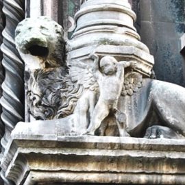 Quando il leone del sogno morde davvero.