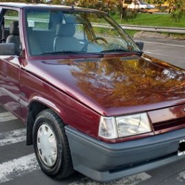 La Renault 9 fedele al fiorentino.